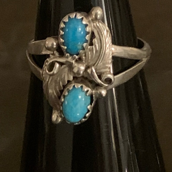 Navajo Turquoise Ring - Picture 3 of 7